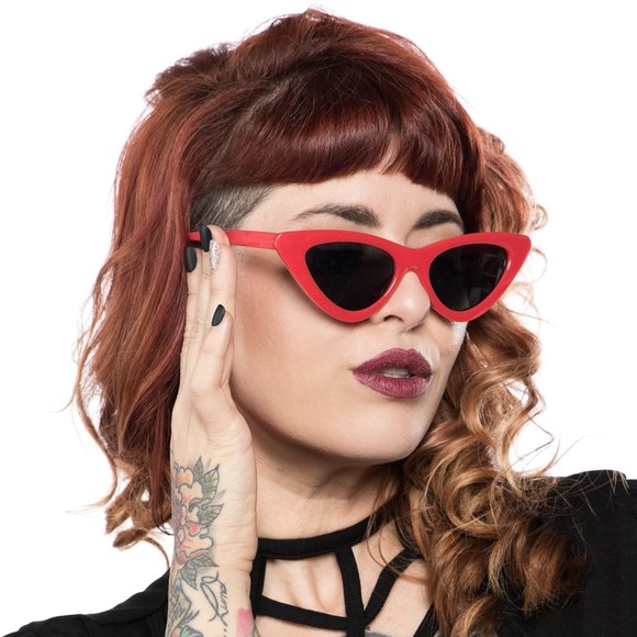 Sourpuss Cat Eye Retro Sunglasses Vixen Red - Picture 2 of 6